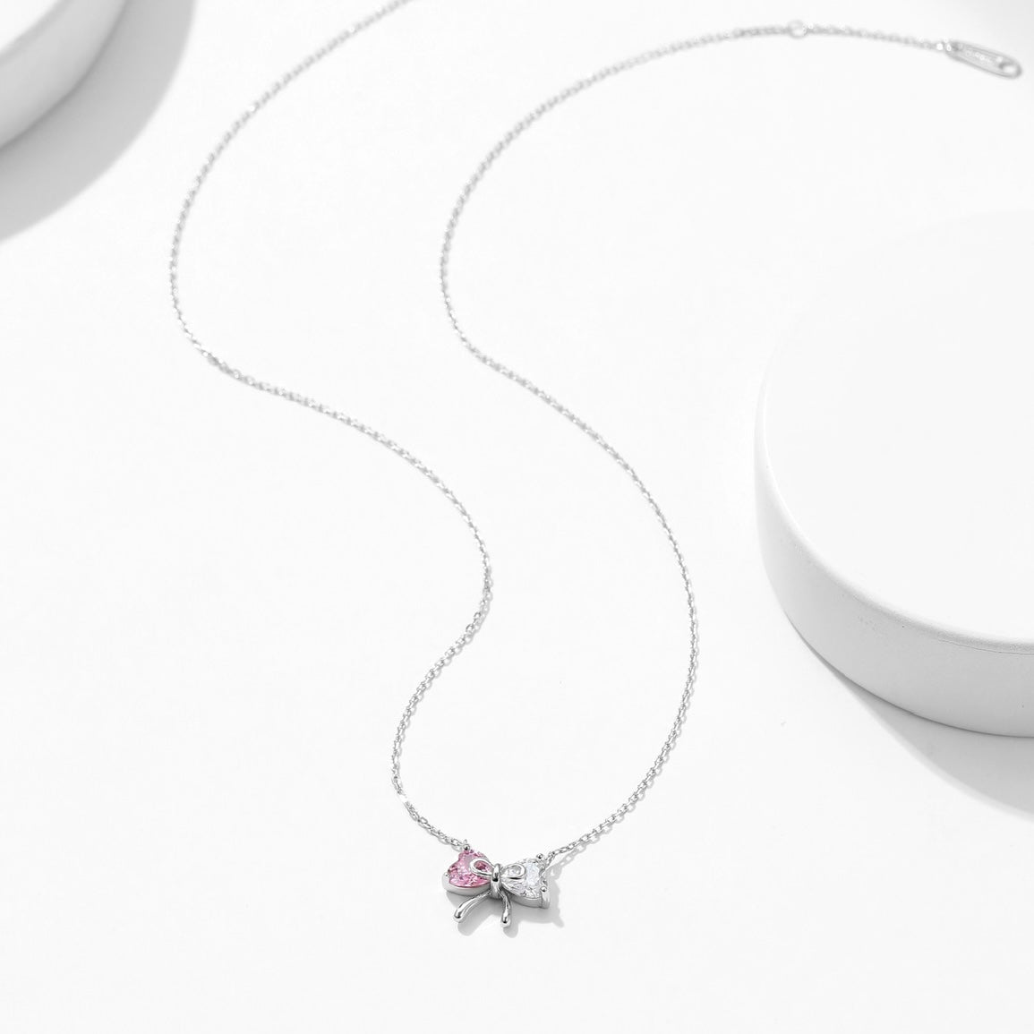 S925 Dazzling Ribbon Necklace