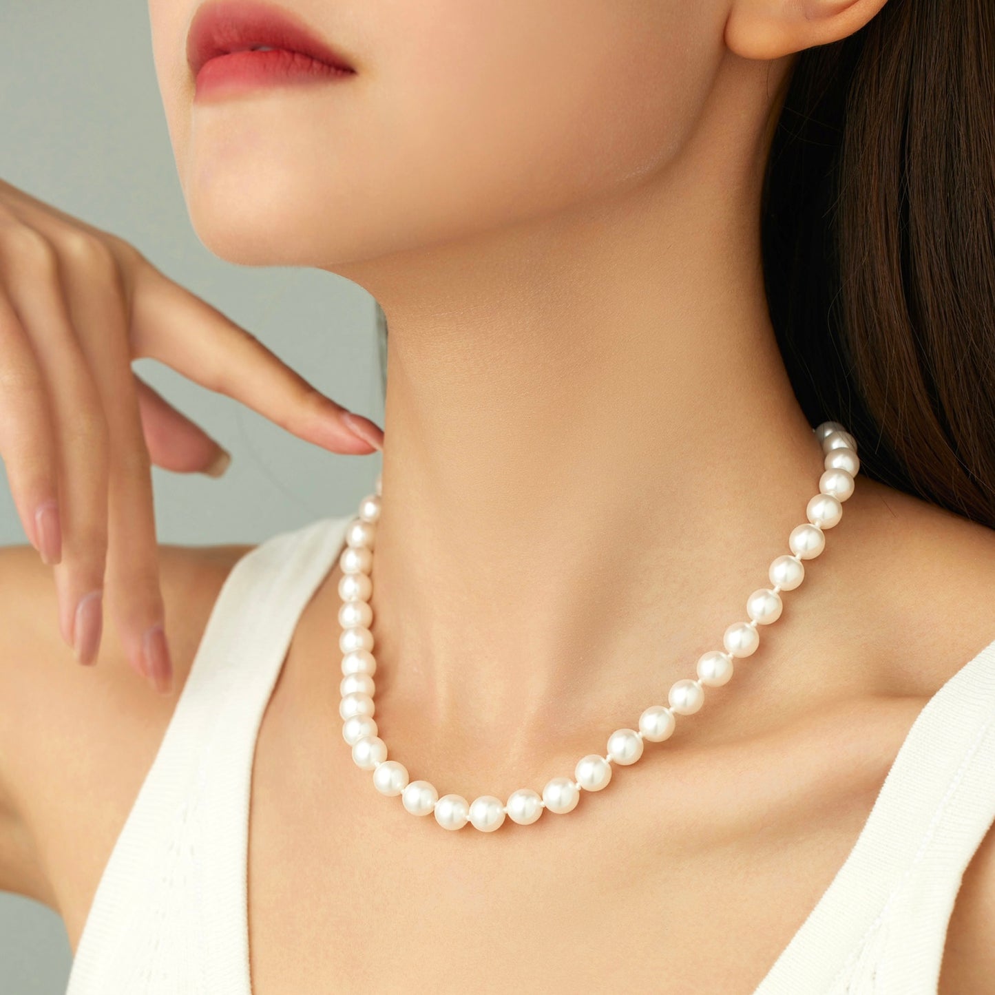 Classic Pearl Necklace